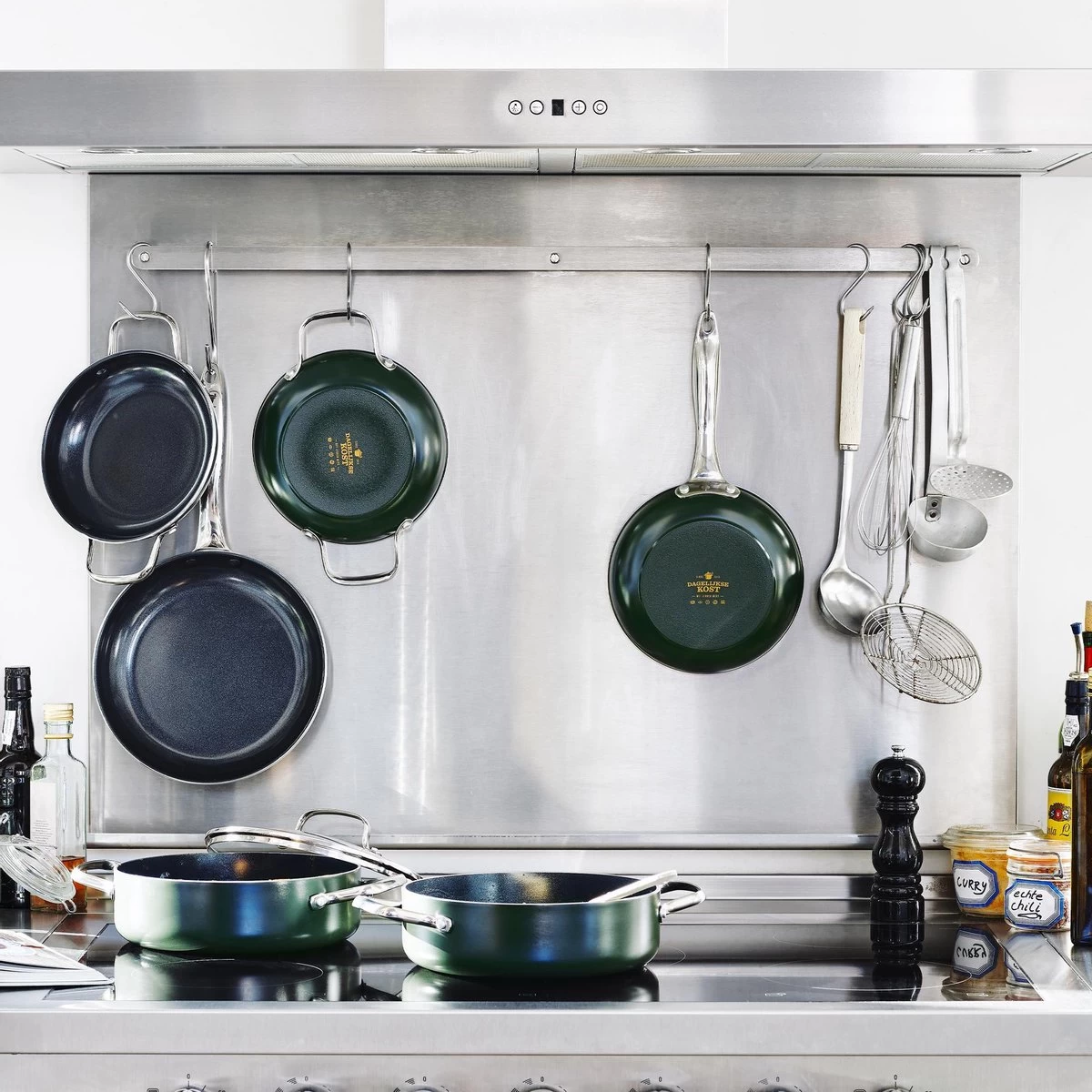 Dagelijkse Kost Door Jeroen Meus - Wok ø28cm - Inductie - Anti-aanbak - PFAS-vrij 6 Dagelijkse Kost Door Jeroen Meus - Wok ø28cm - Inductie - Anti-aanbak - PFAS-vrij - Afbeelding 4