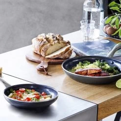 Dagelijkse Kost - Koekenpannenset 2-delig - ø20+28cm - Inductie - Anti-aanbak - PFAS-vrij 25 Dagelijkse Kost - Koekenpannenset 2-delig - ø20+28cm - Inductie - Anti-aanbak - PFAS-vrij -Beste Thuiskeuken 1200x1200 210