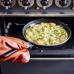 GreenPan Cambridge Hapjespan Met Deksel 24cm - Zwart - Inductie - PFAS-vrij -Beste Thuiskeuken 1200x1200 458