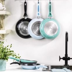 VitaVerde Expert Koekenpannenset Ø 24cm + Ø 28cm - Lichtblauw - Inductie - PFAS-vrij 16 VitaVerde Expert Koekenpannenset Ø 24cm + Ø 28cm - Lichtblauw - Inductie - PFAS-vrij -Beste Thuiskeuken 1200x1200 514