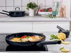BK Easy Induction Ceramic Koekenpan - Ø28 Cm - PFAS-vrij -Beste Thuiskeuken 1200x907 1