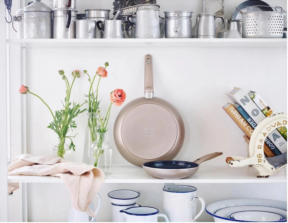 GreenPan Cambridge Koekenpan 24cm - Brons - Inductie - PFAS-vrij 8 GreenPan Cambridge Koekenpan 24cm - Brons - Inductie - PFAS-vrij - Afbeelding 6