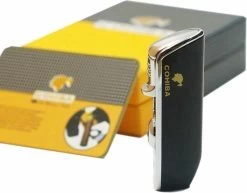 Cohiba® Sigarenaansteker - Sigarenboor - Sigaren - Sigaar - Cohiba Aansteker - Sigarenboor - Sigaren Accessoires - Sigarenknipper - Sigaar Aansteker - Cohiba - Incl. Luxe Geschenkdoos - Zwart -Beste Thuiskeuken 1200x937 1